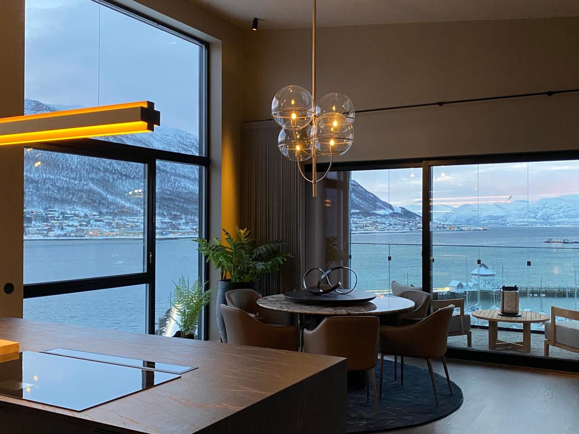 Vindlys Luxury Penthouse Apartment Tromso Ngoại thất bức ảnh